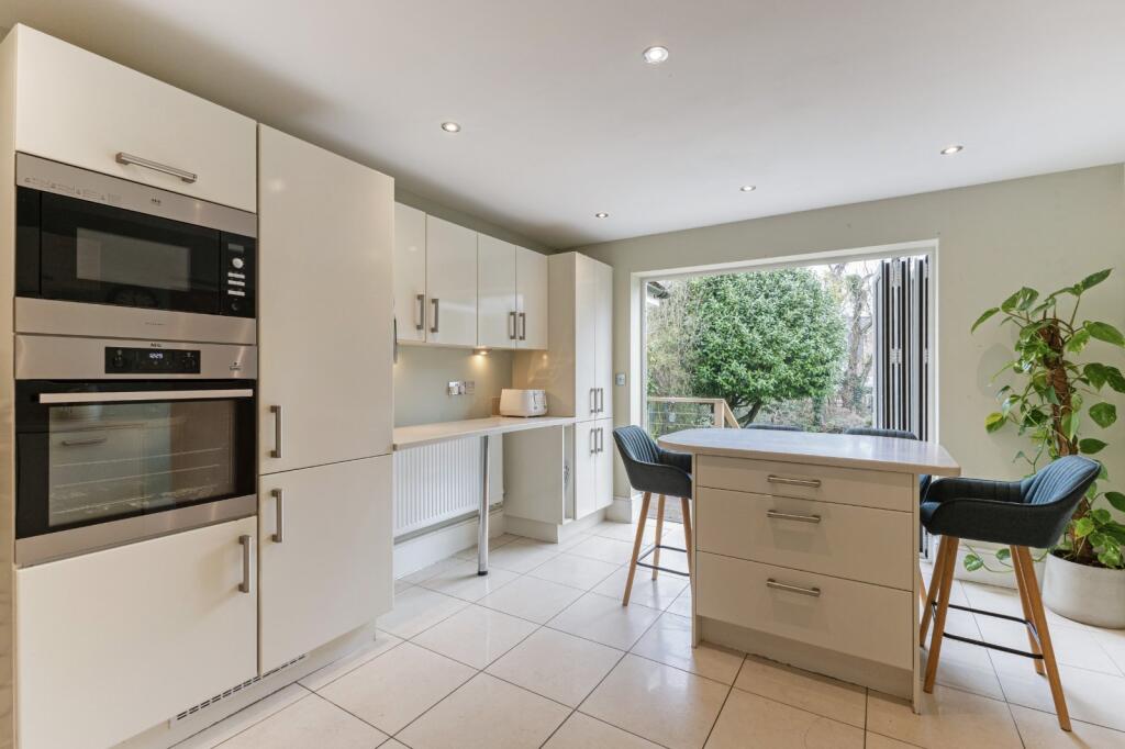 Additional image 5 of Meads Lane, Wheathampstead, St. Albans, Hertfordshire