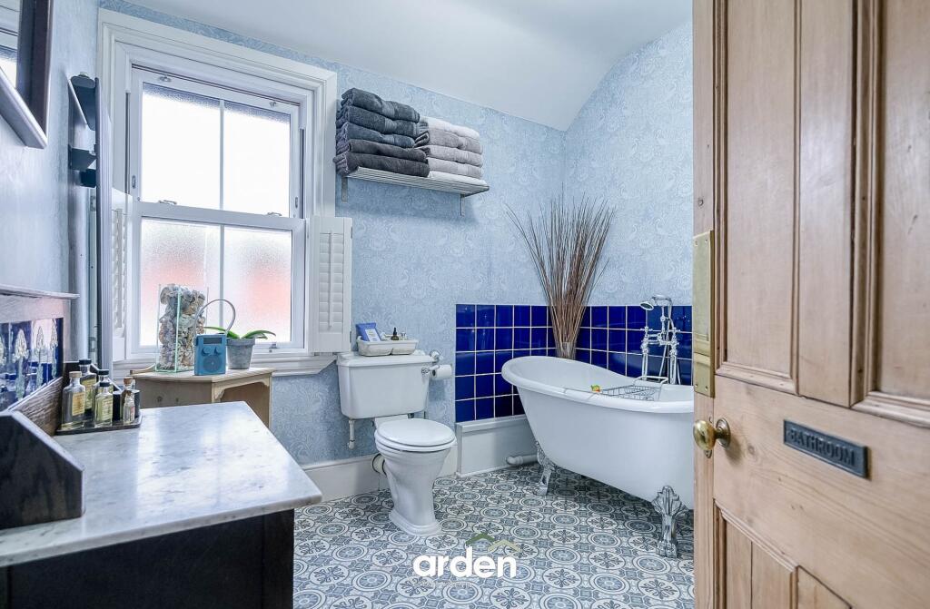 Additional image 11 of South Crescent, Bromsgrove, B60