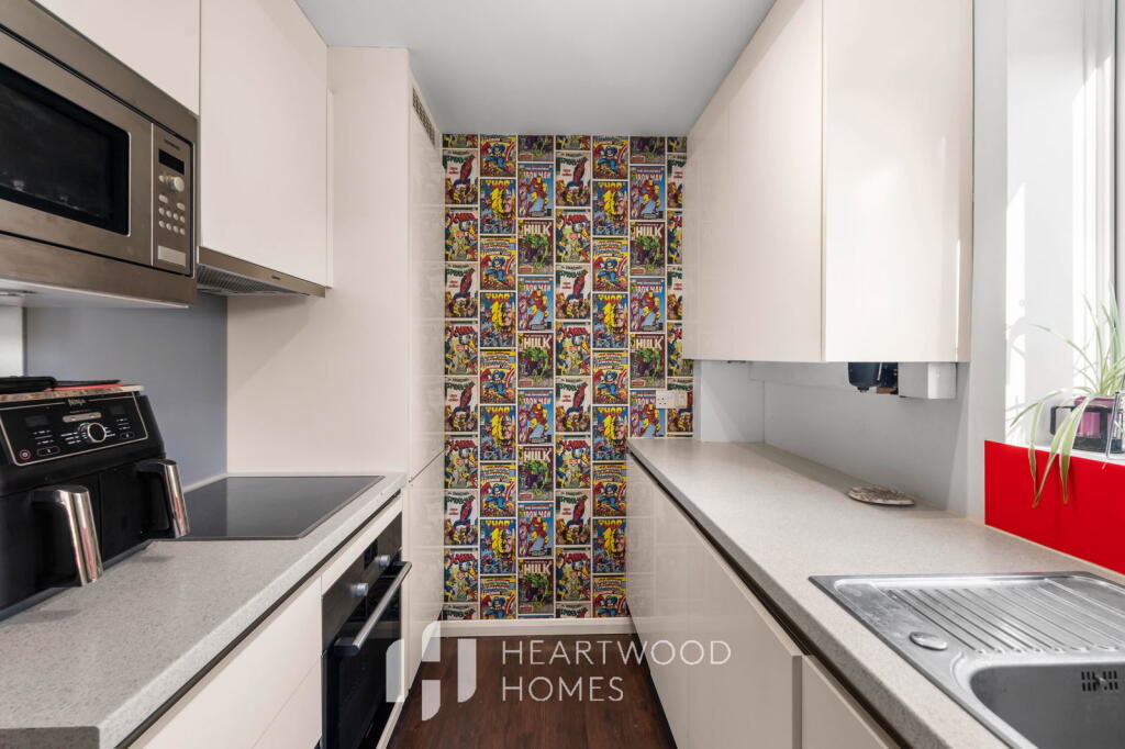 Additional image 17 of Park View Close, St. Albans, AL1 5TT