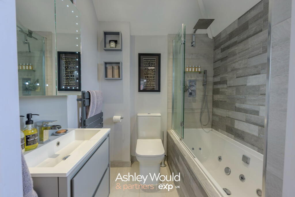 Additional image 20 of Bromsgrove Road, Hunnington, Halesowen, B62 0JL