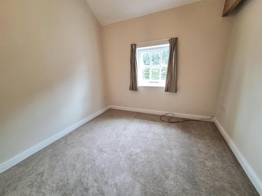 Additional image 13 of Lower Woodside Farm, Westfield, Brookmans Park