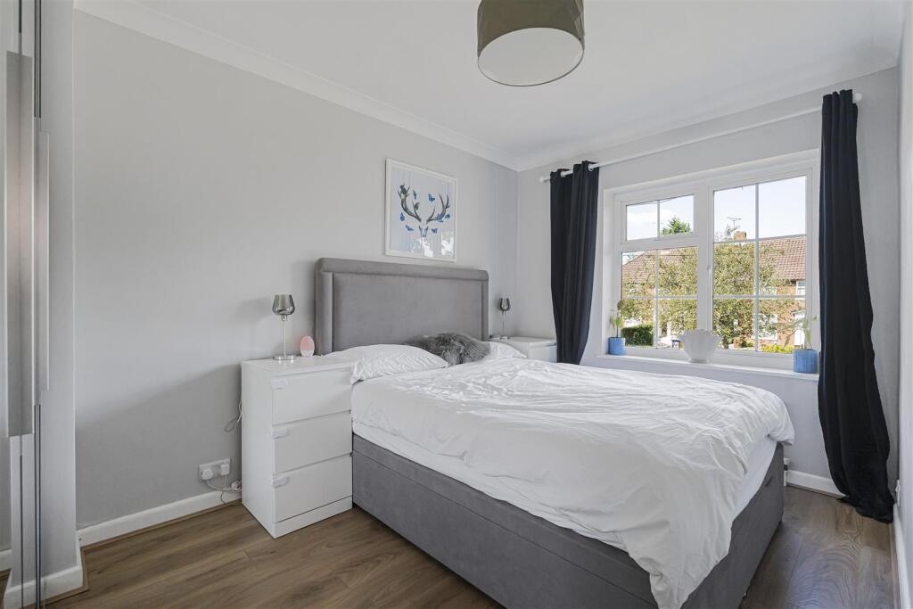 Additional image 11 of Barnfield Road, Welwyn Garden City