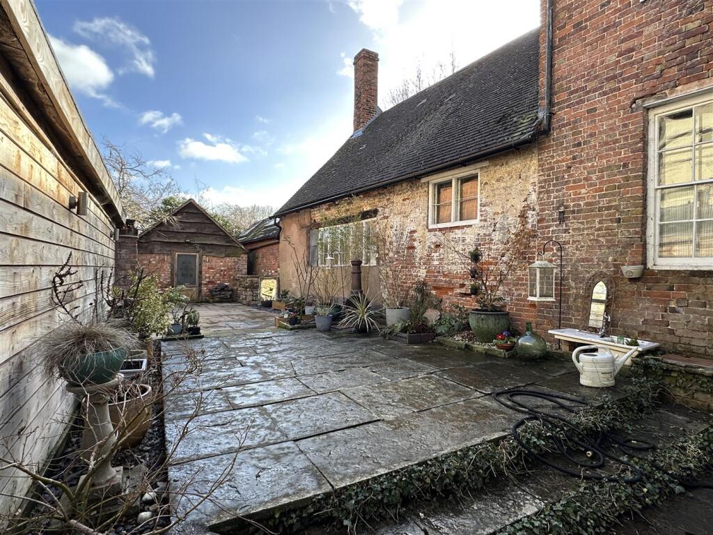 Additional image 18 of 3 Church Street, Alcester