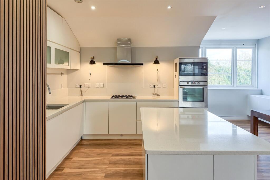 Additional image 16 of Russet Drive, St. Albans, Hertfordshire, AL4