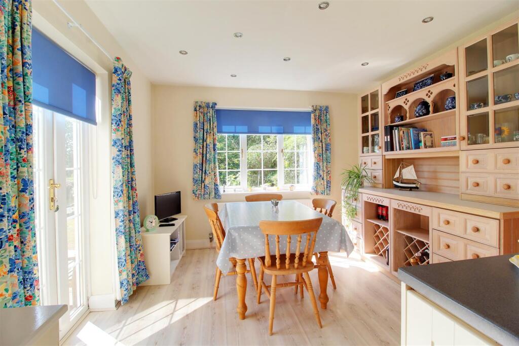 Additional image 12 of Moffats Lane, Brookmans Park