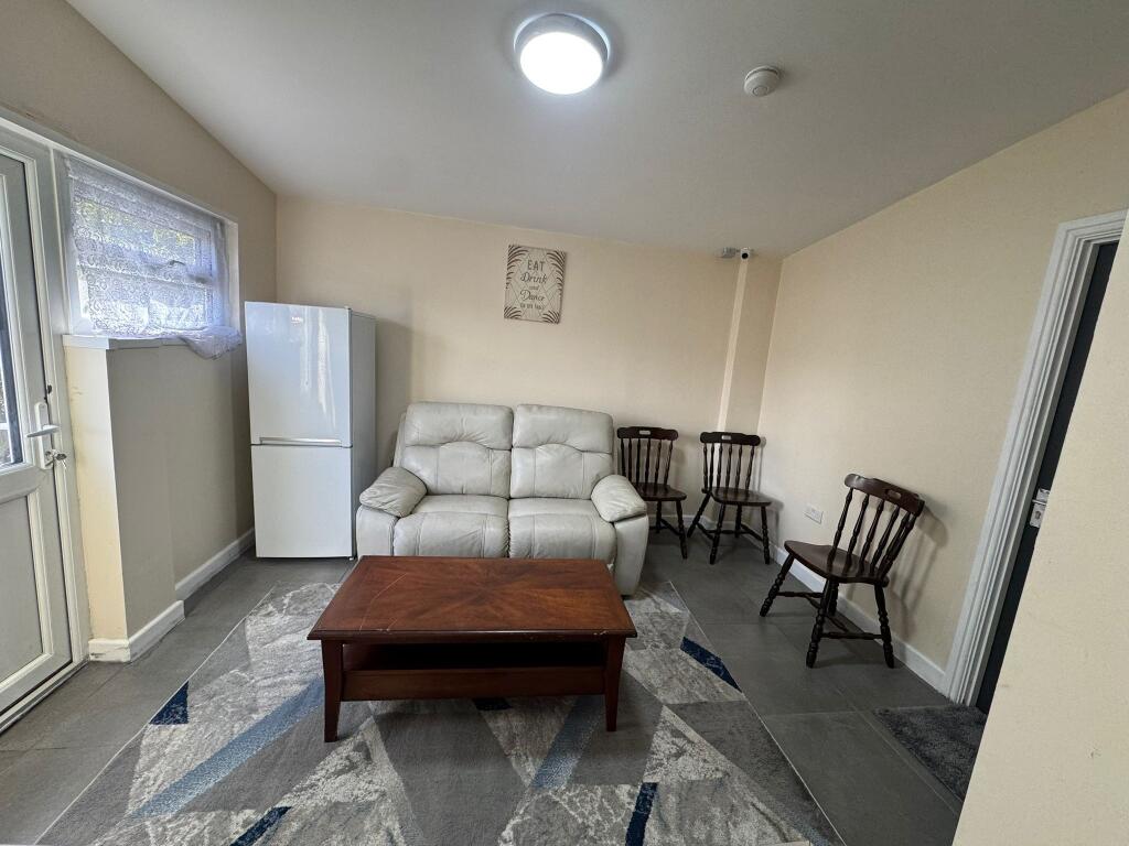 Additional image 7 of Rooms Available In Ryde Park Rd, B45