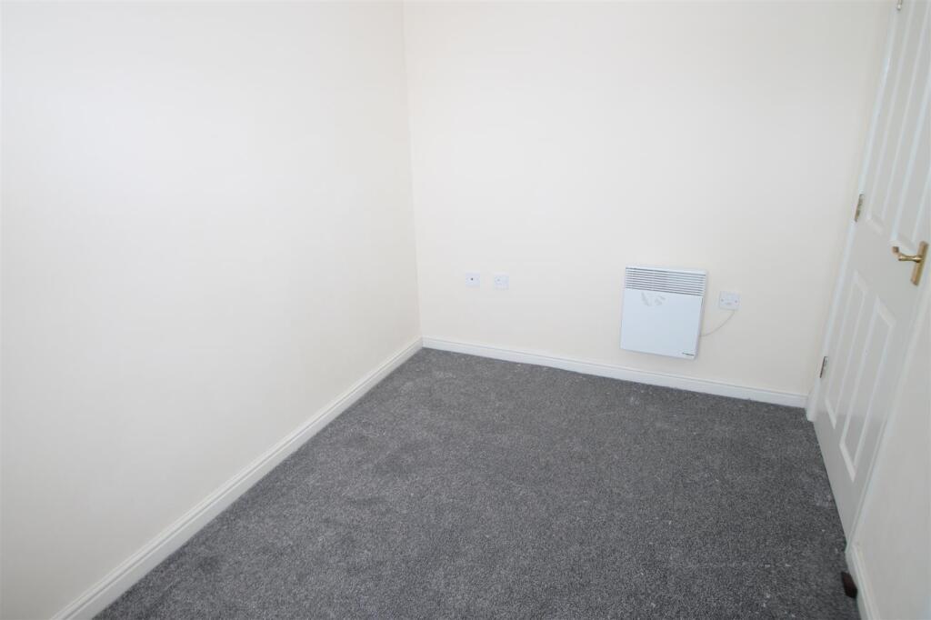 Additional image 10 of Cavalier Drive, Halesowen