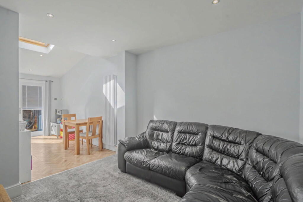 Additional image 3 of Woodvale Road, Hall Green, Birmingham, B28 0PH