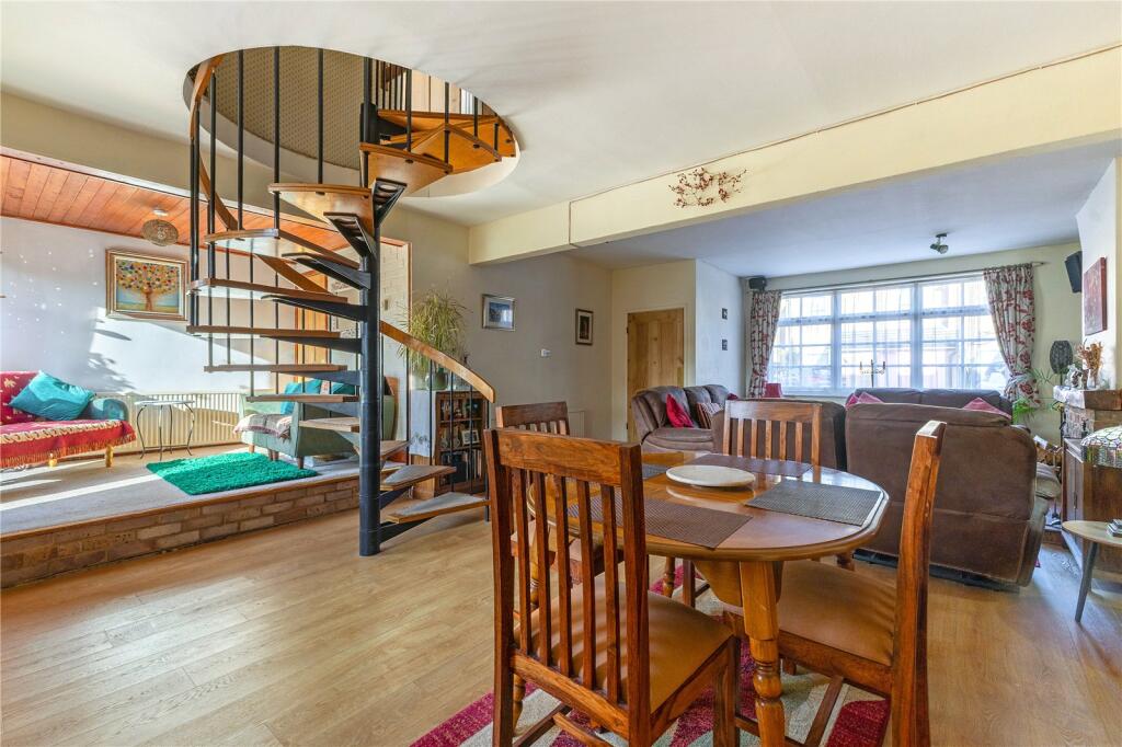 Additional image 3 of Branch Road, Park Street, St. Albans, Hertfordshire, AL2