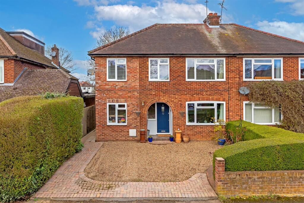 Pondfield Crescent, St. Albans