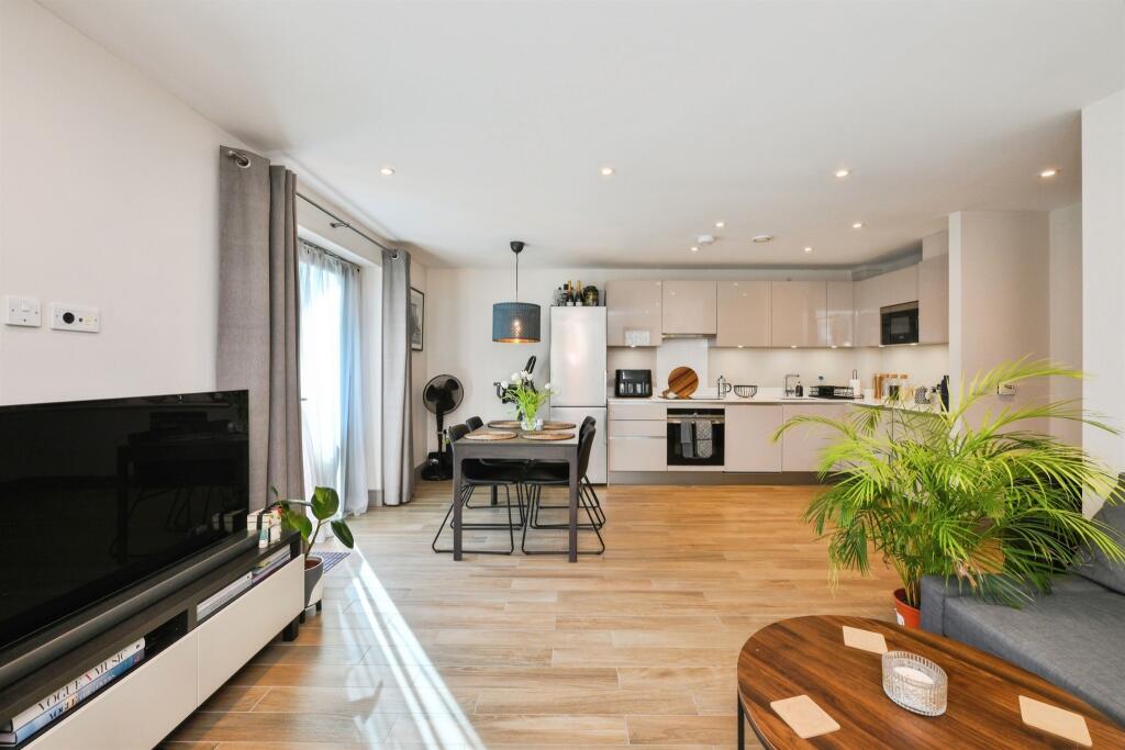 Additional image 21 of Groom Place, Welwyn Garden City