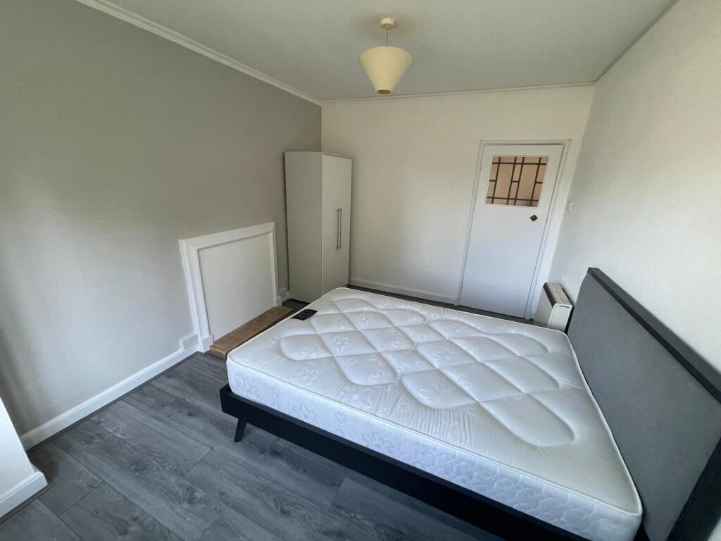 Additional image 6 of Flat 12 Weoley Court, 201 Gibbins Rd, West Midlands, B29