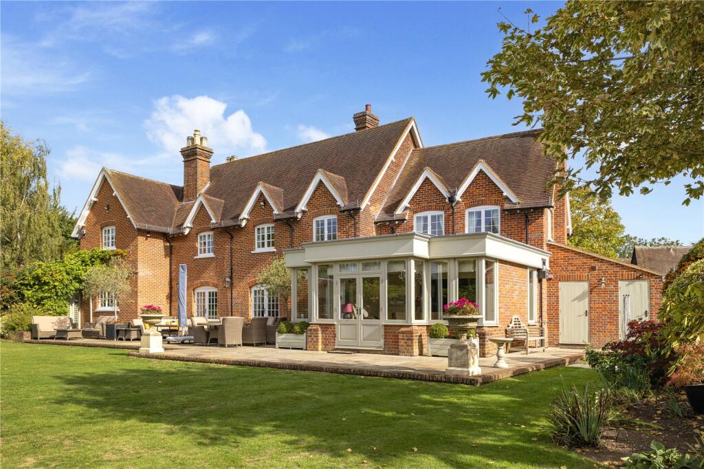 Additional image 53 of Rabley Heath Road, Welwyn, Hertfordshire, AL6