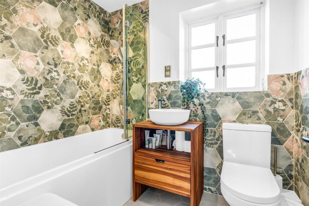 Additional image 22 of The Walled Garden, Tewin Water, Welwyn