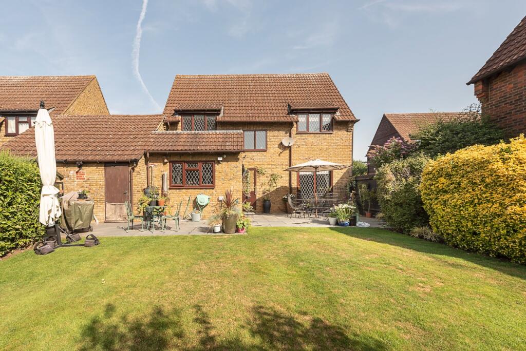 Additional image 14 of Old Orchard, Park Street, St Albans, Herts, AL2