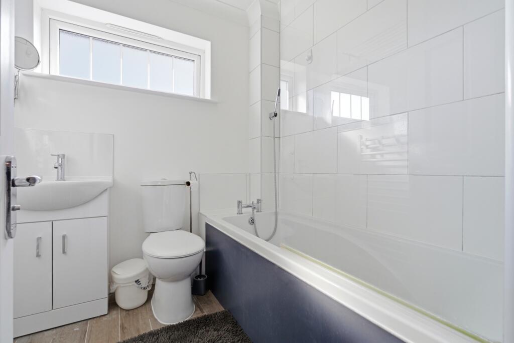 Additional image 18 of Craiglands, St. Albans, Hertfordshire, AL4