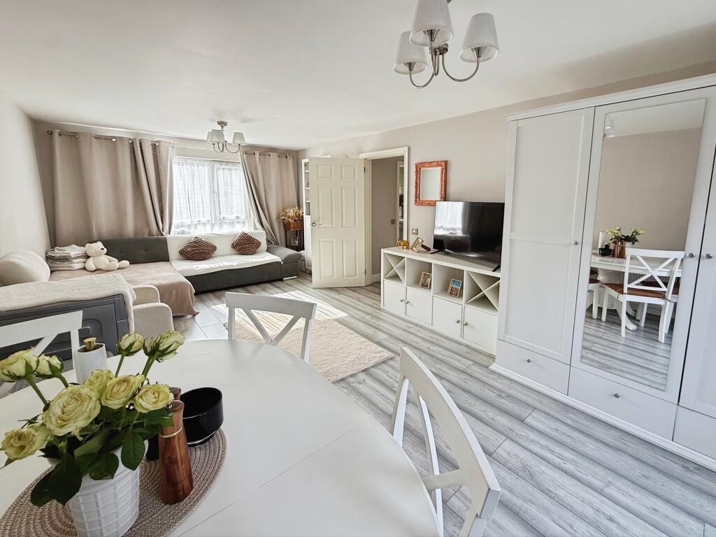 Additional image 2 of Northdown Road, Hatfield, AL10