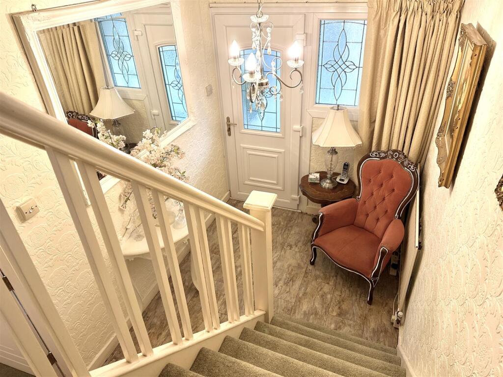 Additional image 19 of Seggs Lane, Alcester