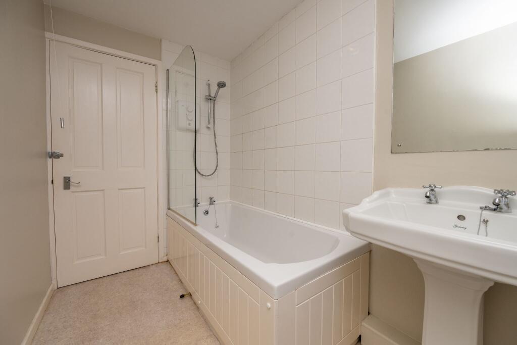 Additional image 24 of Birch Abbey, Alcester, B49