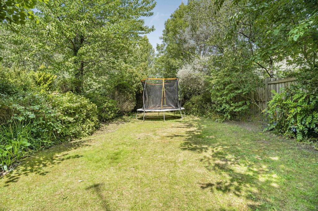 Additional image 12 of Longcroft Gardens, Welwyn Garden City, AL8