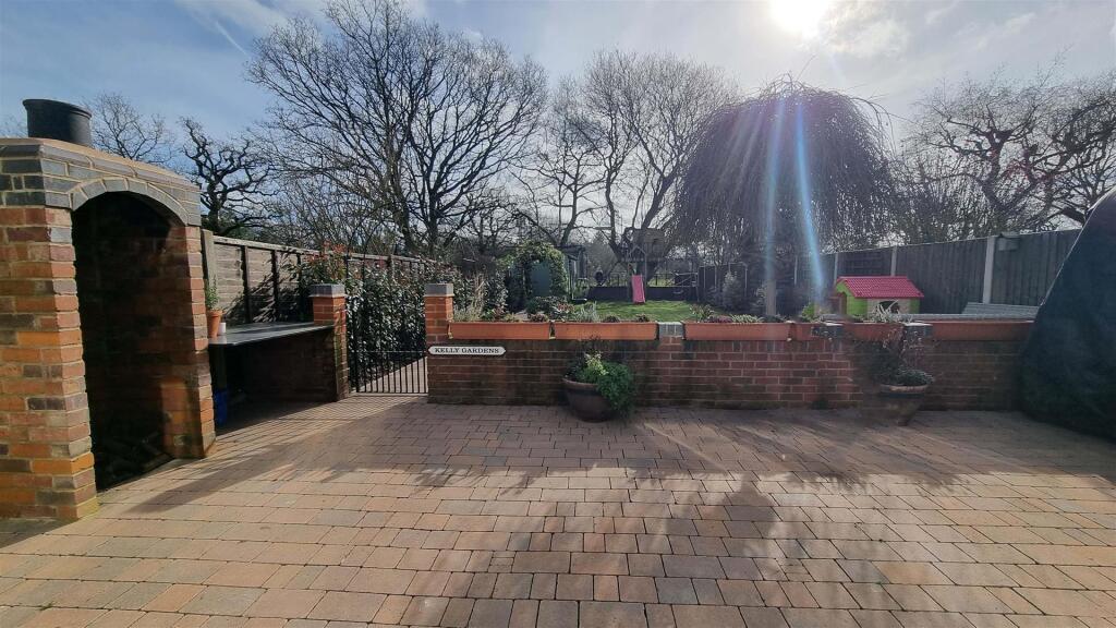 Additional image 11 of Silver Street, Wythall