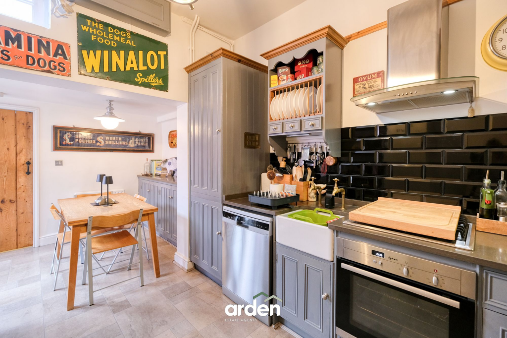 Additional image 5 of South Crescent, Bromsgrove, B60