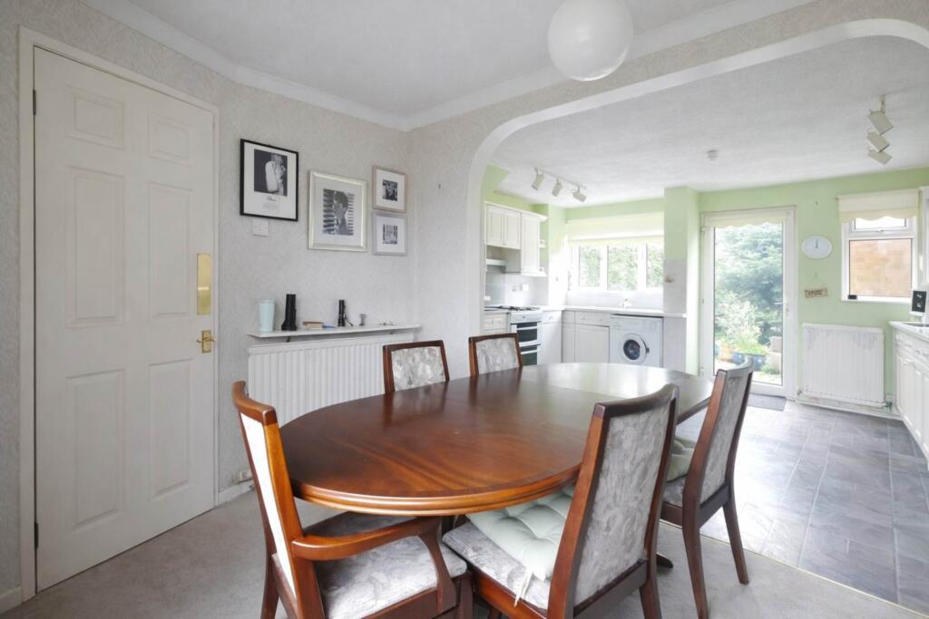 Additional image 7 of Knolles Crescent, Welham Green