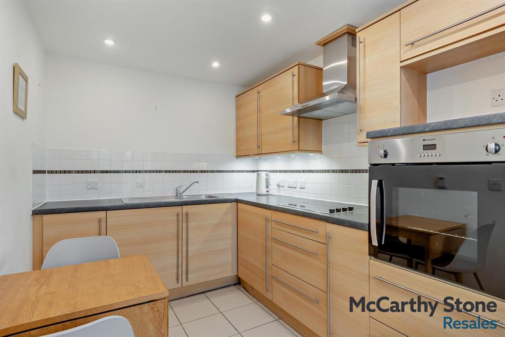 Additional image 10 of Peel Court, College Way, Welwyn Garden City, Hertfordshire, AL8 6DG