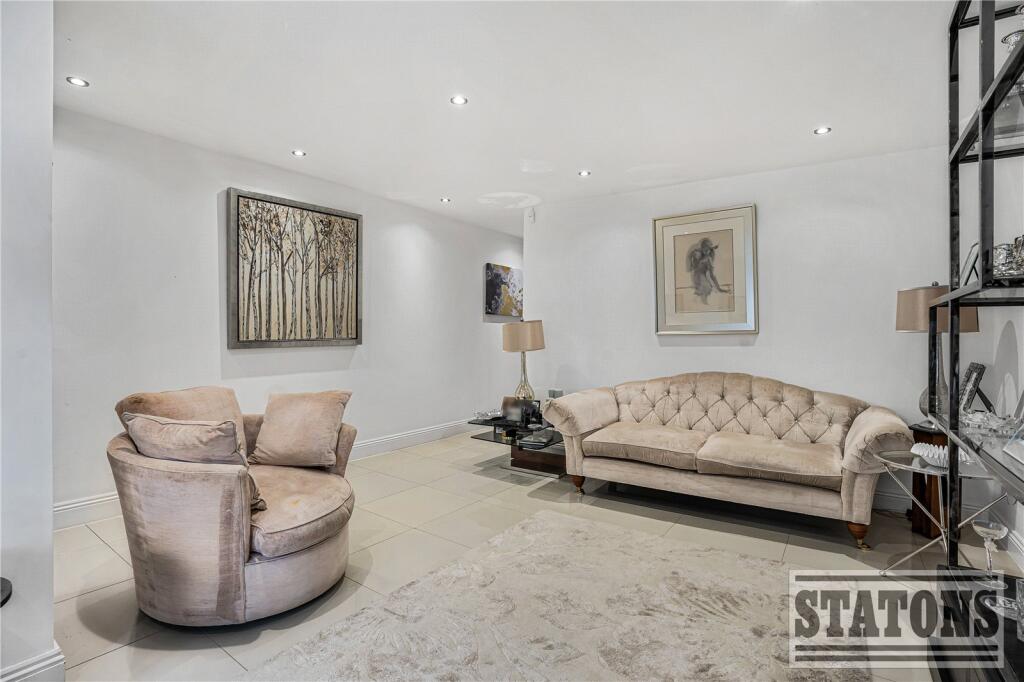 Additional image 3 of Green Close, Brookmans Park, Hertfordshire, AL9