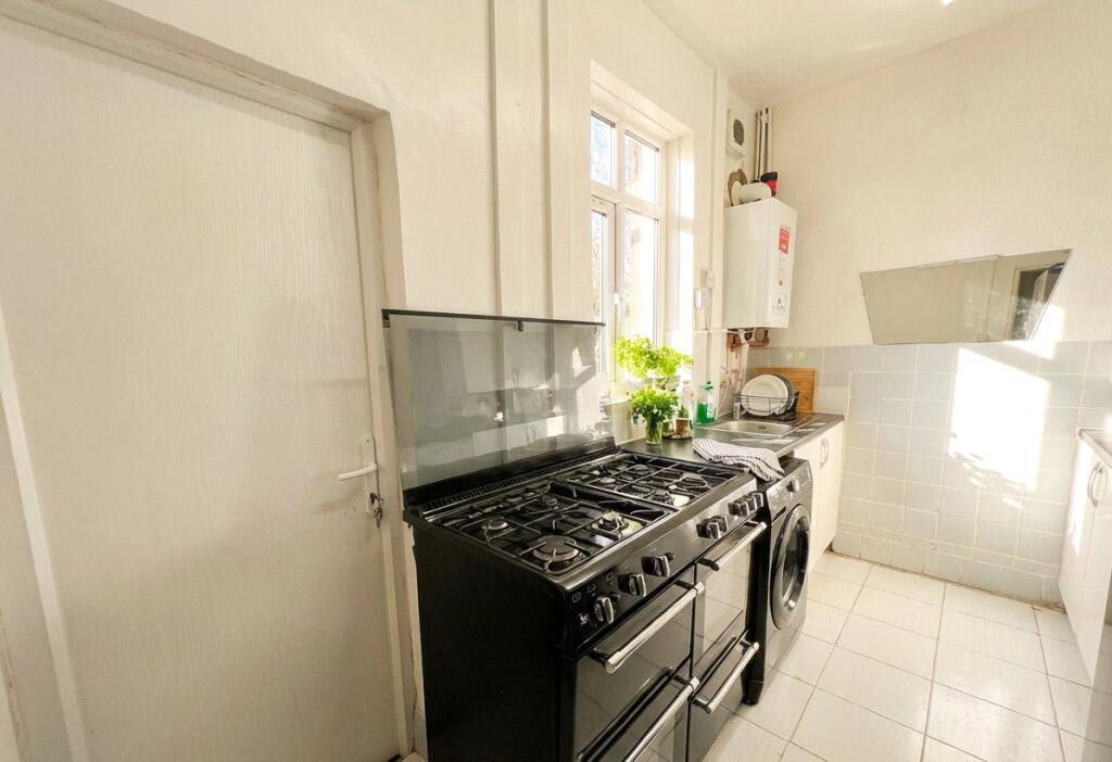 Additional image 3 of Warwick Road, Tyseley, Birmingham, West Midlands, B11