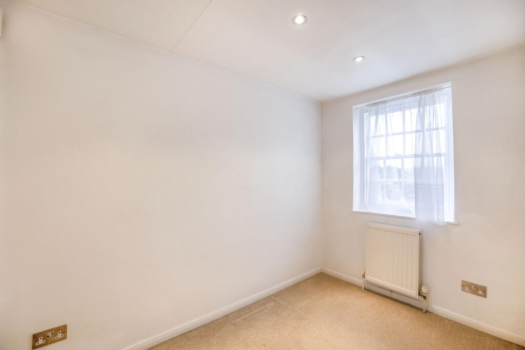 Additional image 9 of Welclose Street, St. Albans, Hertfordshire