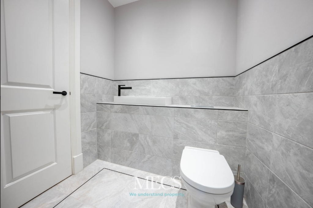 Additional image 6 of Willow Gardens, Lea Green Lane, Wythall, Birmingham, Worcestershire, B47 6AZ