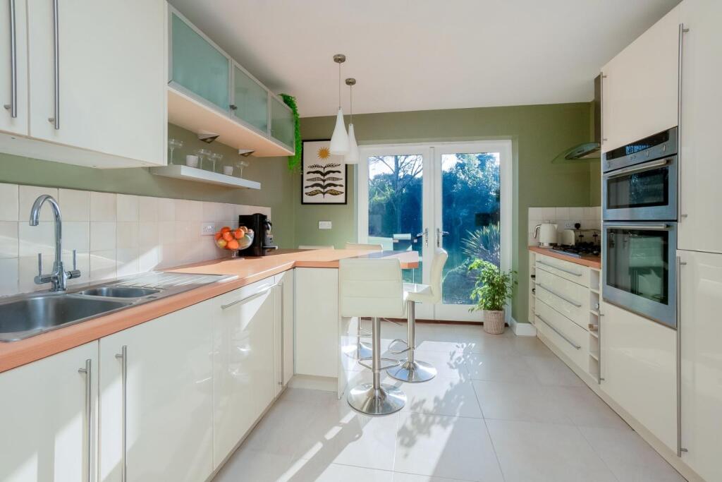 Additional image 10 of Blenheim Close, Bidford-on-Avon, Alcester