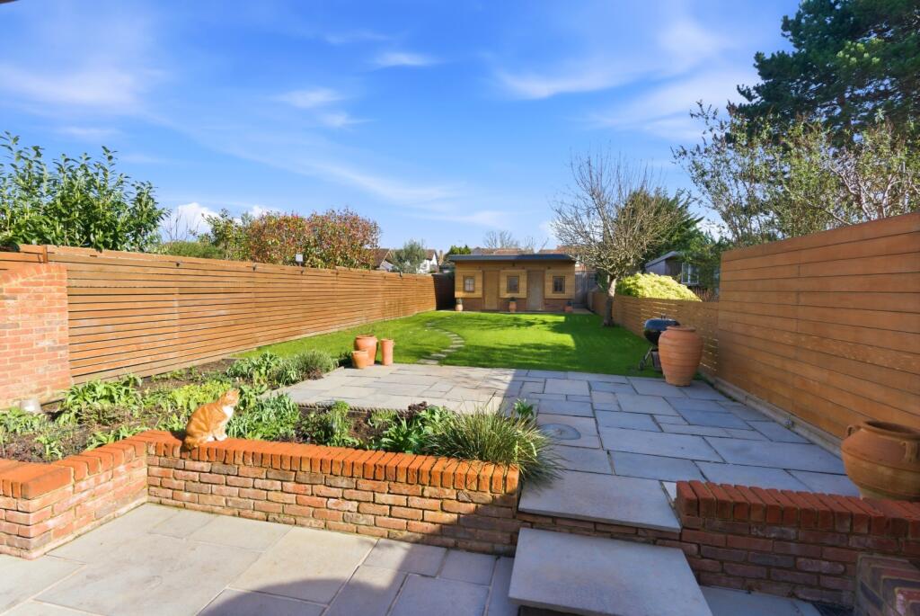 Additional image 20 of Woodland Drive, St. Albans, Hertfordshire, AL4