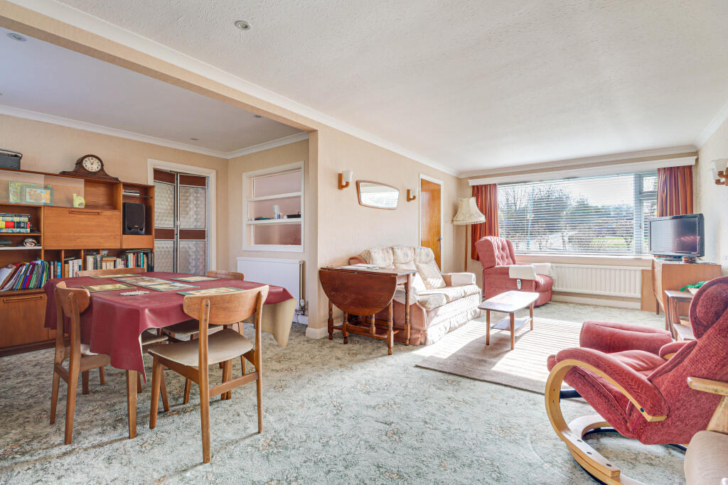 Additional image 21 of Ridgewood Drive, Harpenden, Hertfordshire, AL5