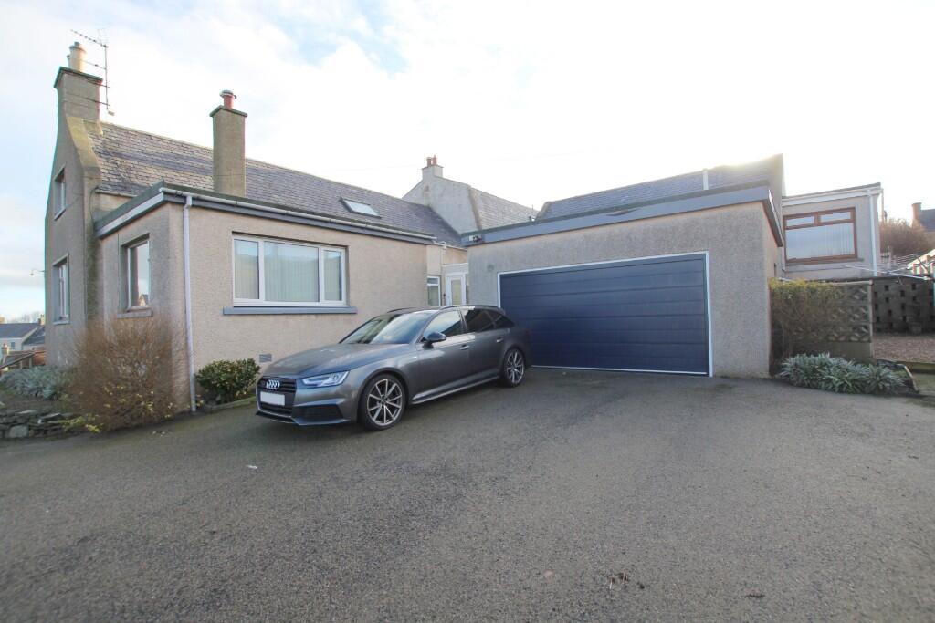 14 Bruce Street, Macduff, Banffshire, AB44 1XA