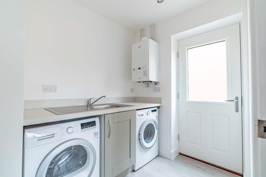 Additional image 9 of Cane Drive, Hanstead, Bricket Wood, St. Albans, Hertfordshire, AL2