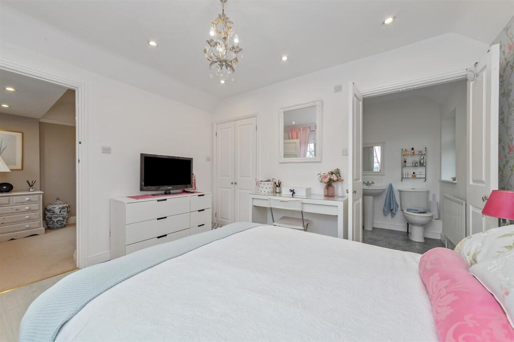 Additional image 24 of Kentish Lane, Brookmans Park