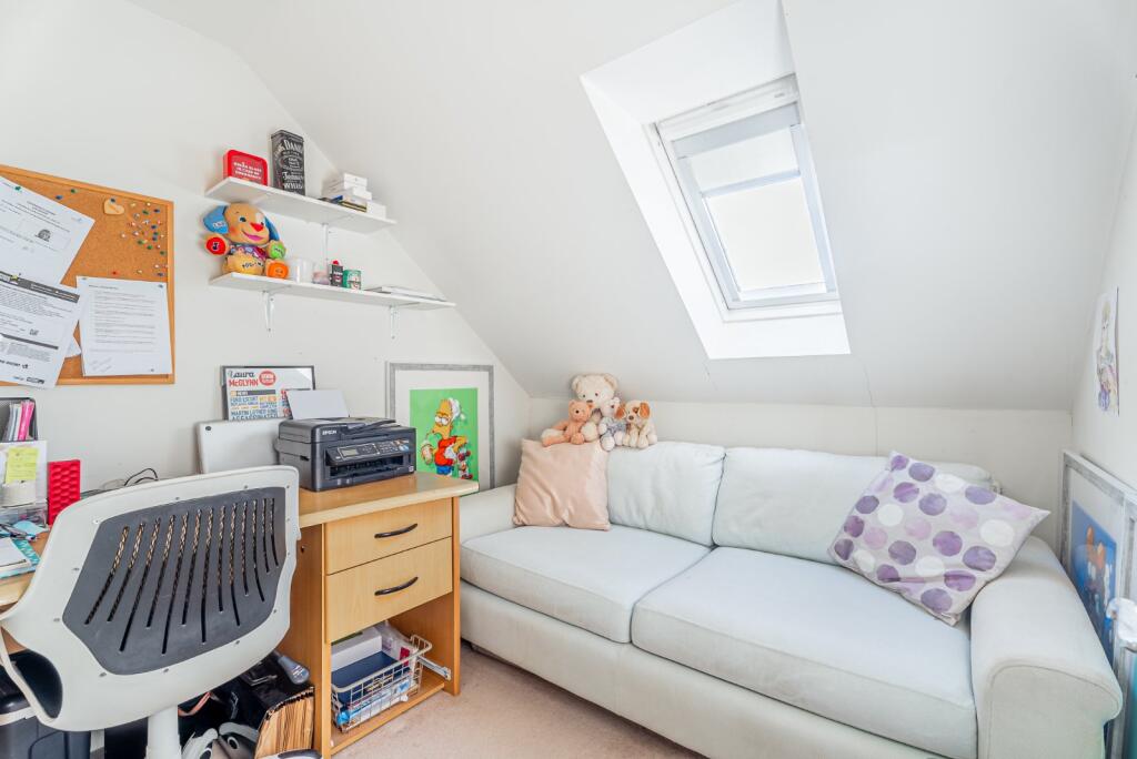 Additional image 12 of Cedarwood Drive, St. Albans, Hertfordshire, AL4