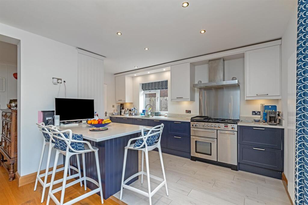 Additional image 11 of Pondfield Crescent, St. Albans