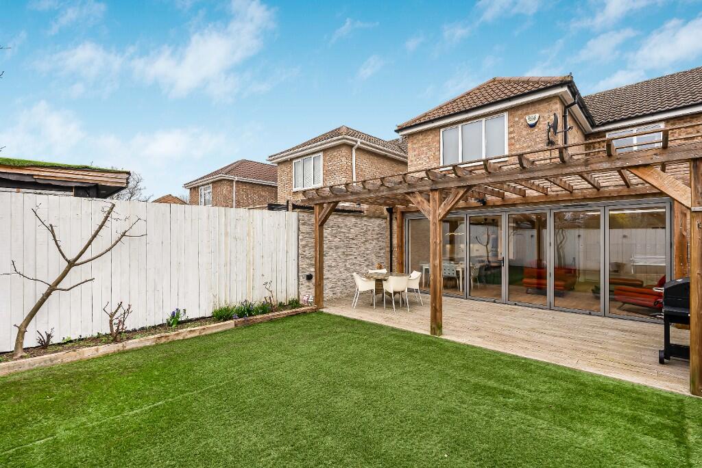 Additional image 15 of The Paddocks, Welwyn Garden City, Hertfordshire, AL7