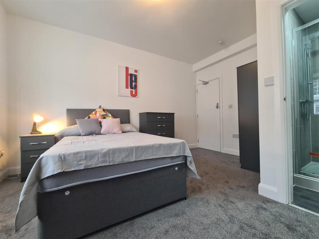 Additional image 5 of Worcester Road, Bromsgrove