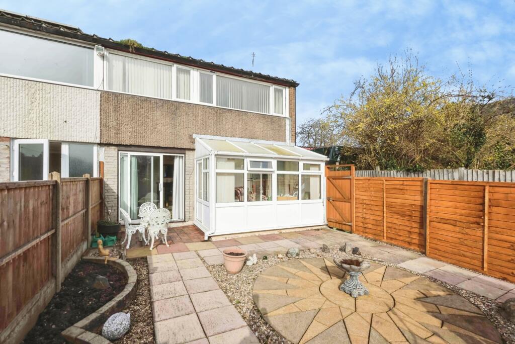 Additional image 12 of Redwood Croft, Birmingham, West Midlands, B14