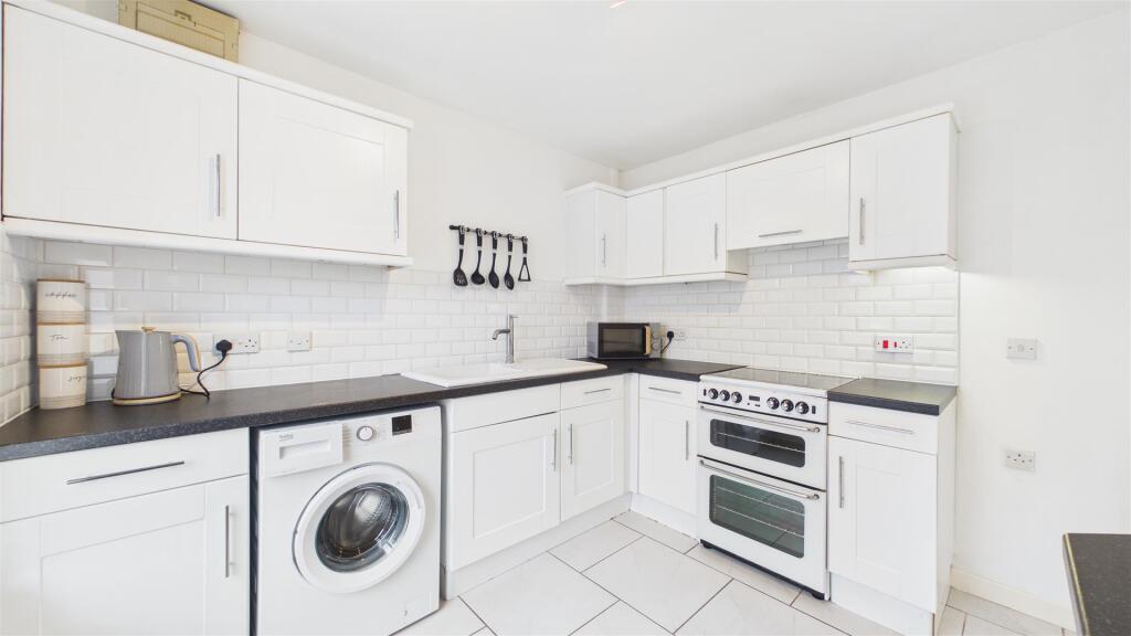 Additional image 22 of Whitefriars Drive, Halesowen