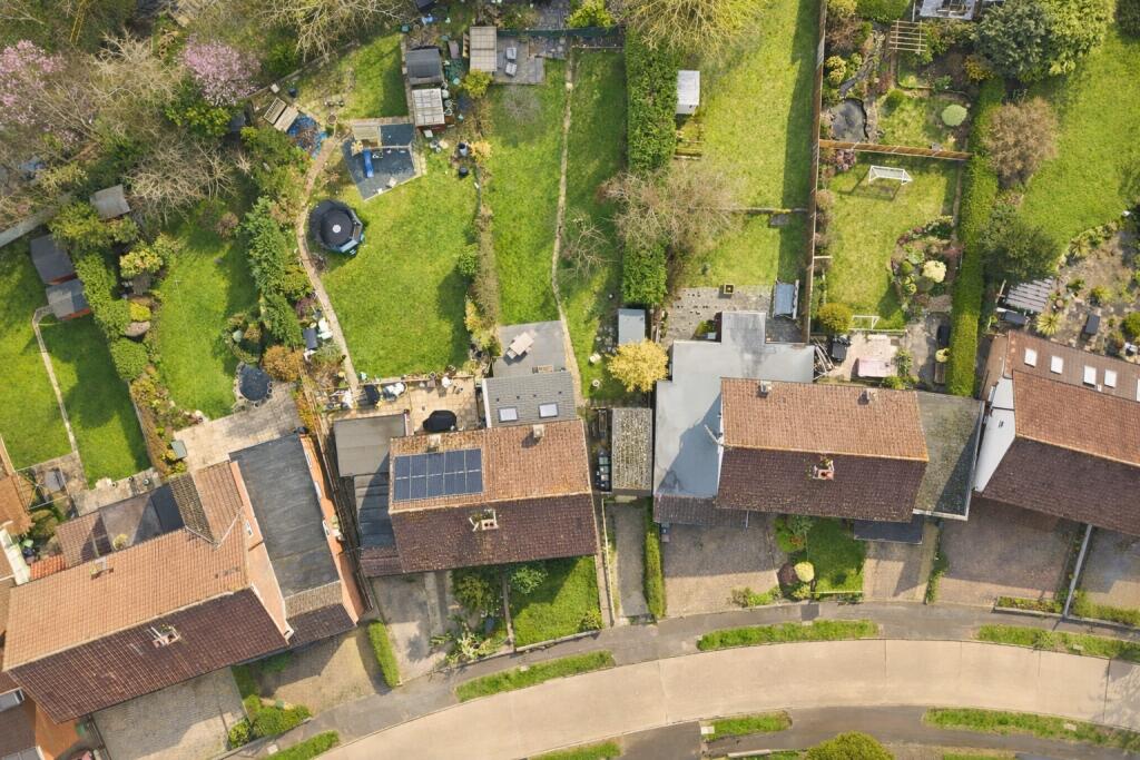 Additional image 21 of Evans Grove, St. Albans, Hertfordshire, AL4