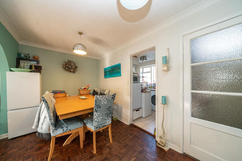 Additional image 6 of High Street, Markyate, AL3