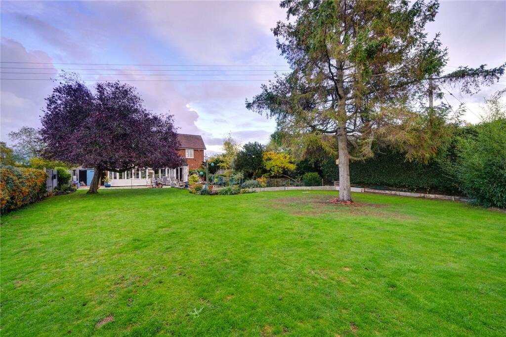 Additional image 31 of Worcester Road, Upton Warren, Bromsgrove, Worcestershire, B61