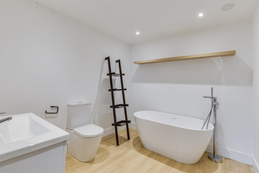 Additional image 23 of Vera Lane, Welwyn, Hertfordshire, AL6 0EW