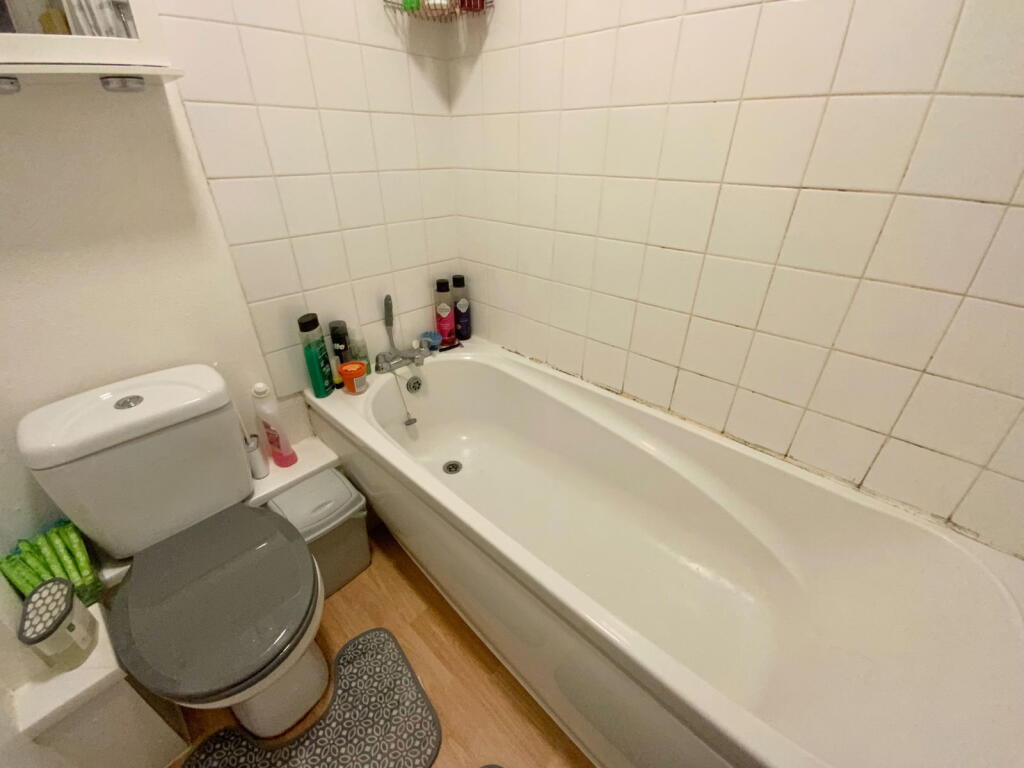 Additional image 5 of Wiltshire Drive, Halesowen, B63 2XU