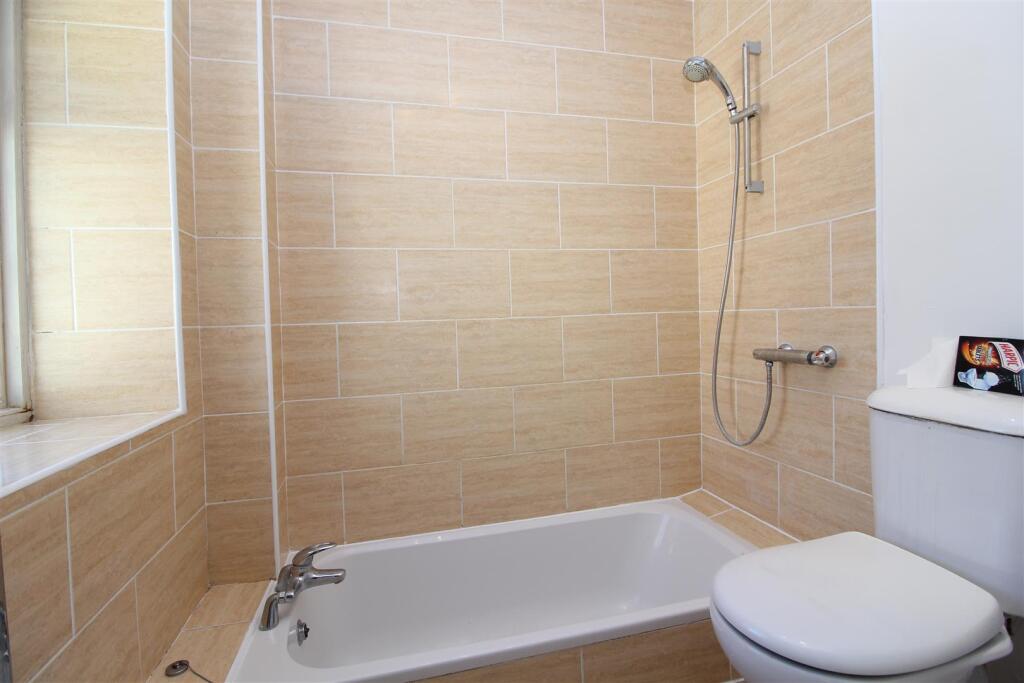 Additional image 14 of Roestock Gardens, Colney Heath, St. Albans